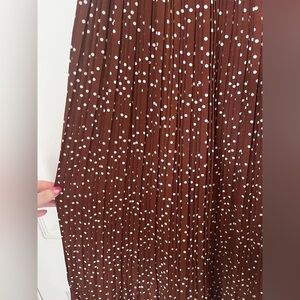 Pleated Midi Skirt, size large.